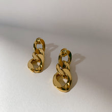 Load image into Gallery viewer, Link Earrings
